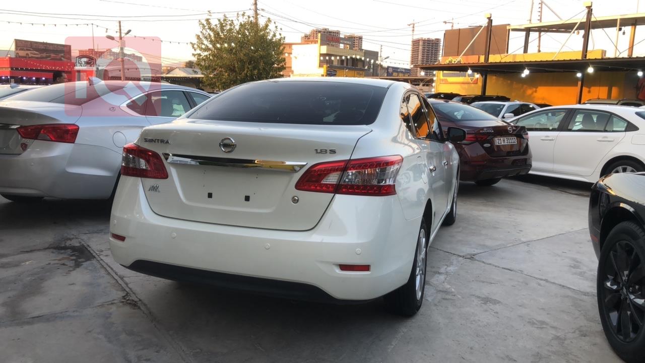 نیسان سێنترا